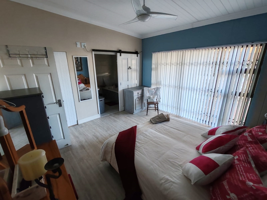 3 Bedroom Property for Sale in De Kelders Western Cape